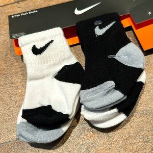 6 to 12 months, Nike socks